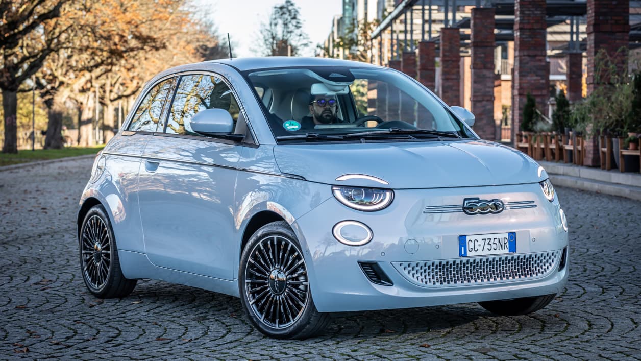 Elektro oder Gebraucht: Die smarte Entscheidung beim Online-Autokauf