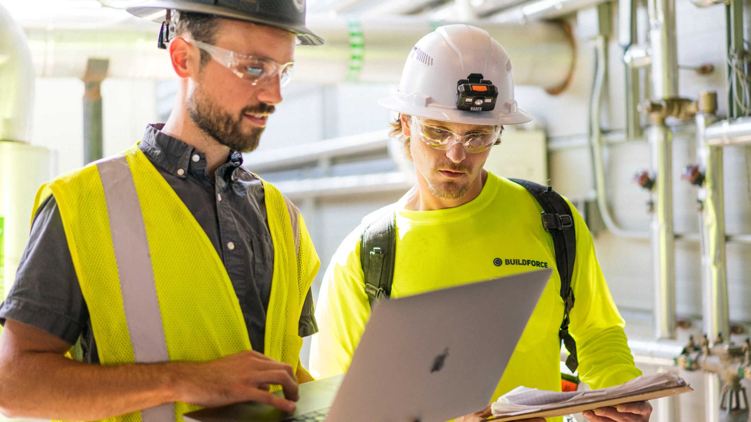 How Can a Marketing Agency Help Deck Builders Get More Leads?
